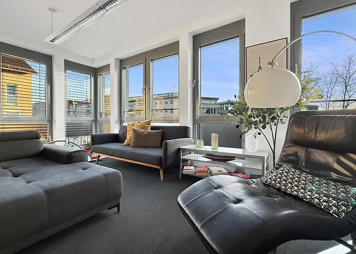 Zentrale In 6 Schlafzimmer, 16 Gaeste شقة