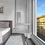 Geraeumige 6-schlafzimmer-wohnung Im Zentrum Von Fuer 16 Gaeste *