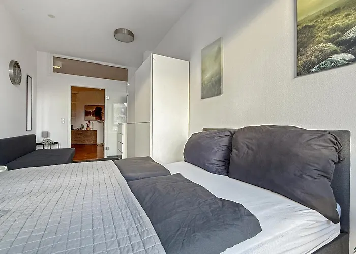 Zentrale In 6 Schlafzimmer, 16 Gaeste